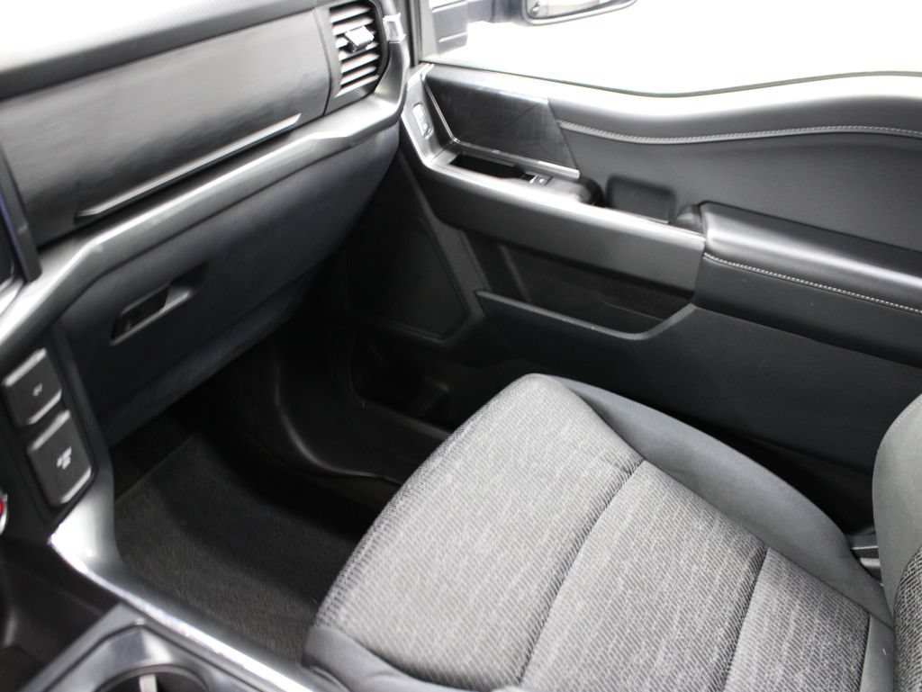 Used 2022 Ford F150 XLT w/ Equipment Group 302A High AWD/4WD image 28
