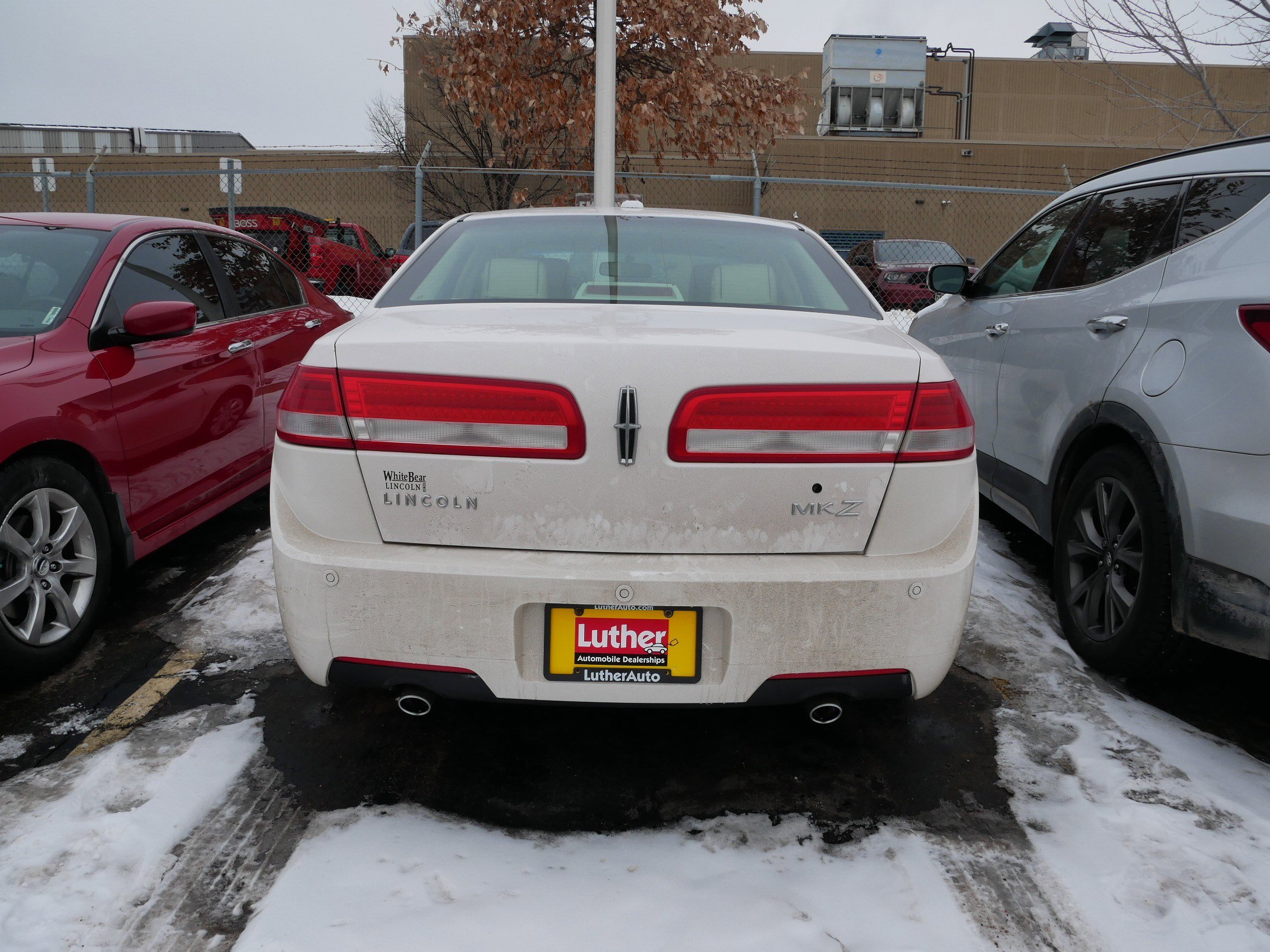 Used 2012 Lincoln MKZ image 4