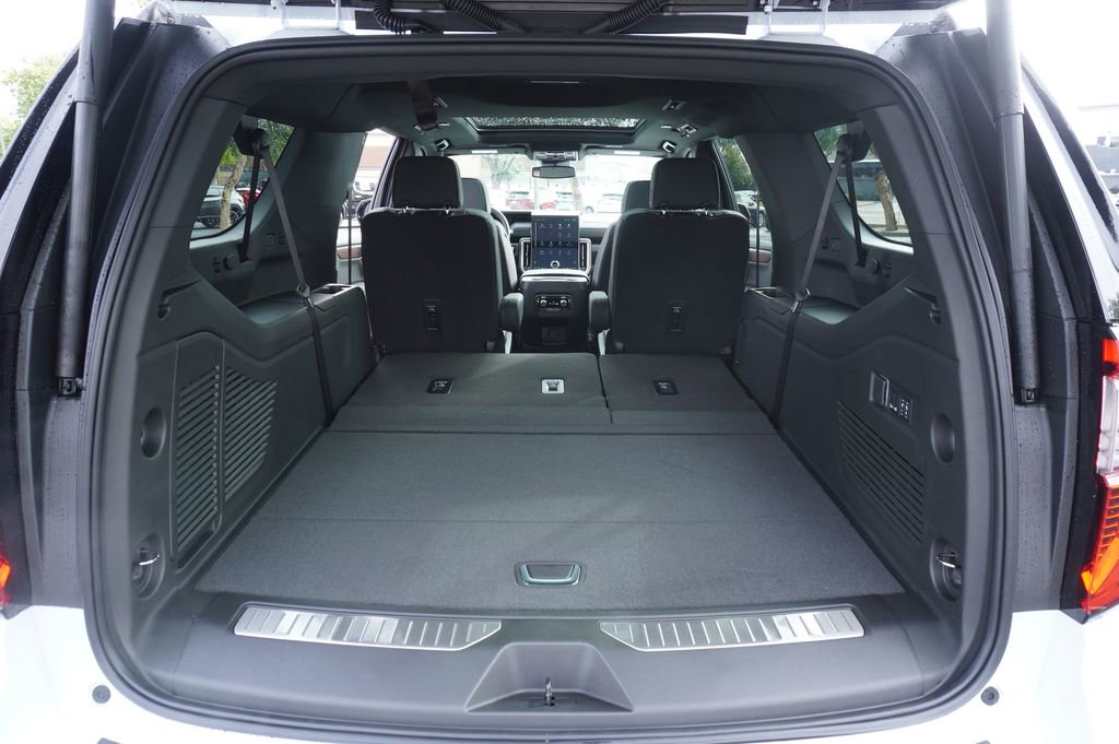 New 2026 GMC Yukon XL Denali w/ Sun & Power Step Package image 8
