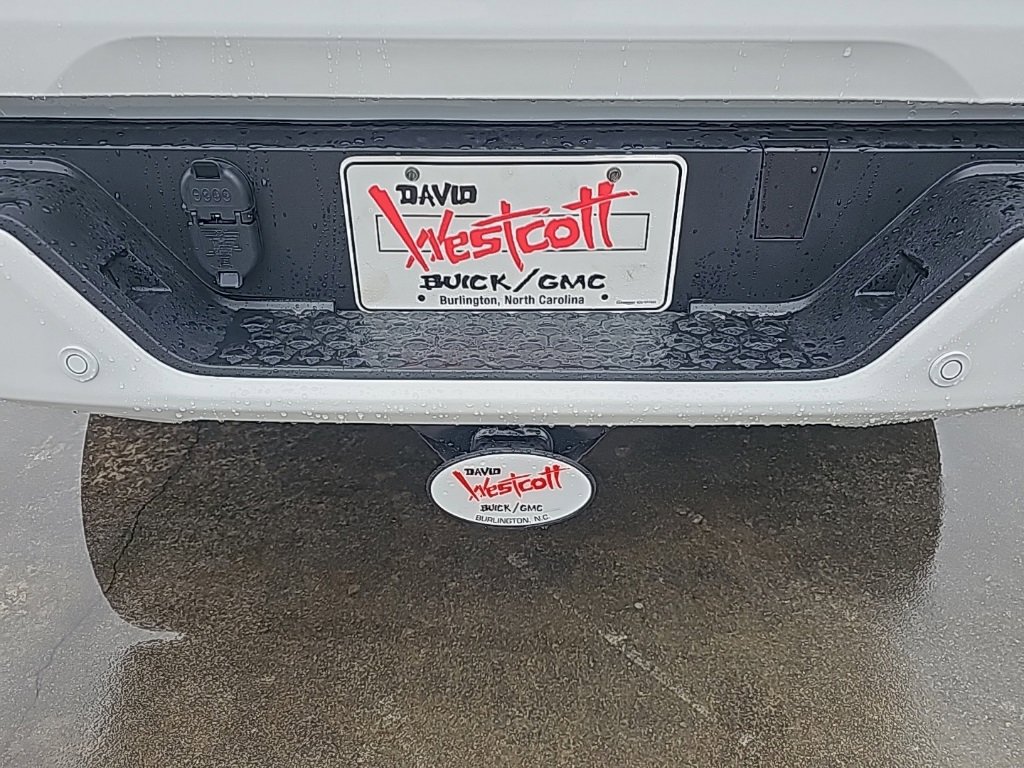 Certified 2025 GMC Canyon Denali image 7