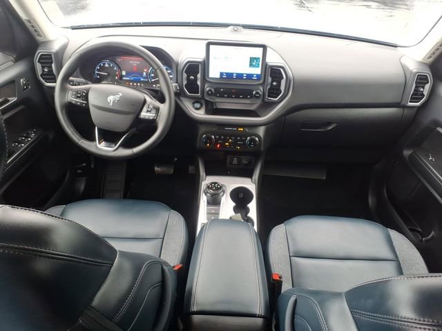 Used 2024 Ford Bronco Sport Outer Banks w/ Tech Package image 10
