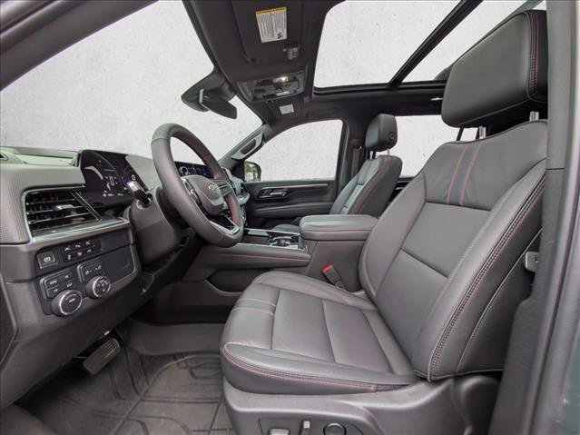 Used 2025 Chevrolet Suburban RST w/ Comfort Package image 14