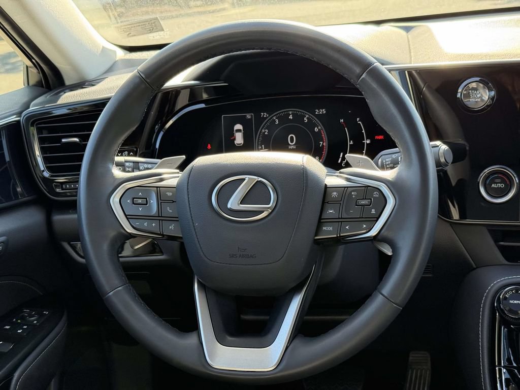 Used 2024 Lexus NX 350 AWD image 9