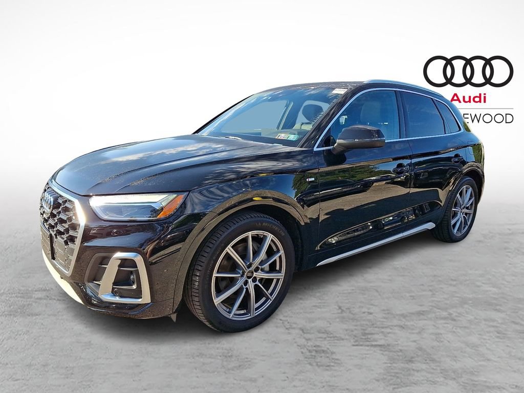 Used 2023 Audi Q5 e Premium Plus w/ Premium Plus Package AWD/4WD image 3
