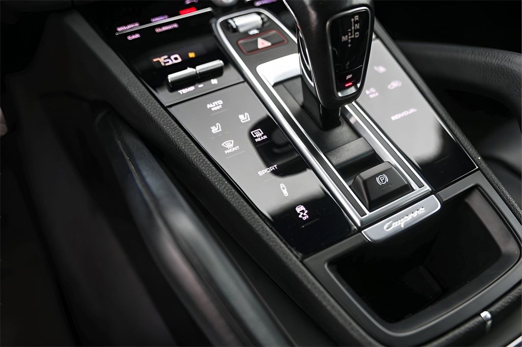Used 2020 Porsche Cayenne S image 15