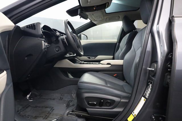 Used 2023 Lexus RZ 450e Premium w/ Technology Package image 11