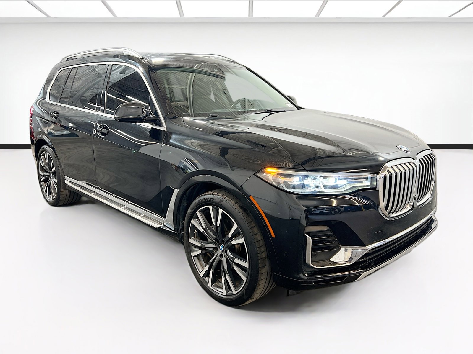 Used 2019 BMW X7 xDrive40i w/ Parking Assistance Package image 3