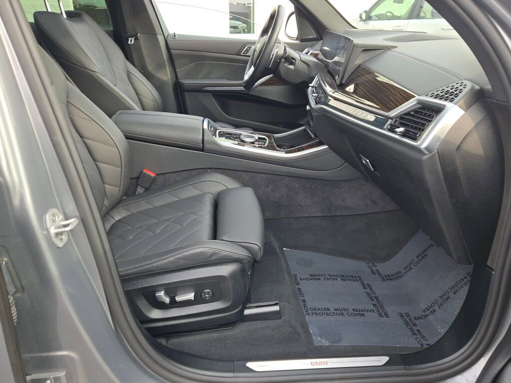 Used 2026 BMW X5 xDrive40i image 5