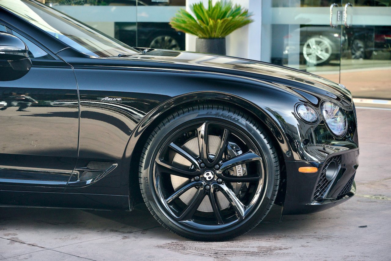 Used 2023 Bentley Continental GT Azure image 6