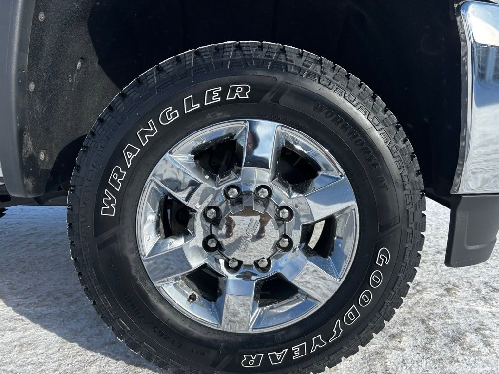 Used 2018 GMC Sierra 3500 SLE w/ Suspension Package, Off-Road AWD/4WD image 30
