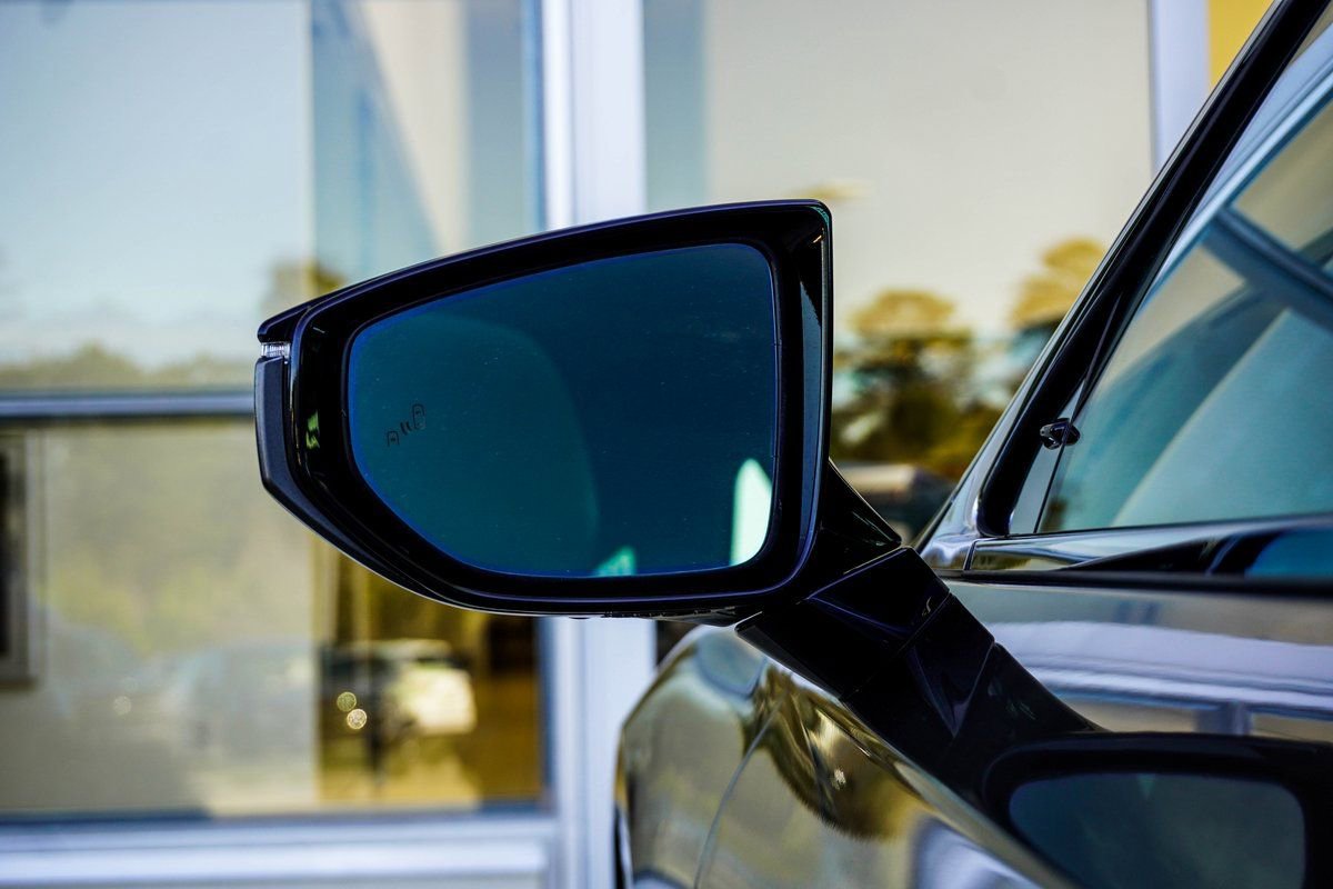 Used 2022 Lexus LS 500 w/ Interior Upgrade Package image 13