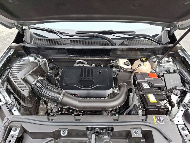 Used 2023 GMC Acadia SLE w/ Driver Convenience Package image 29