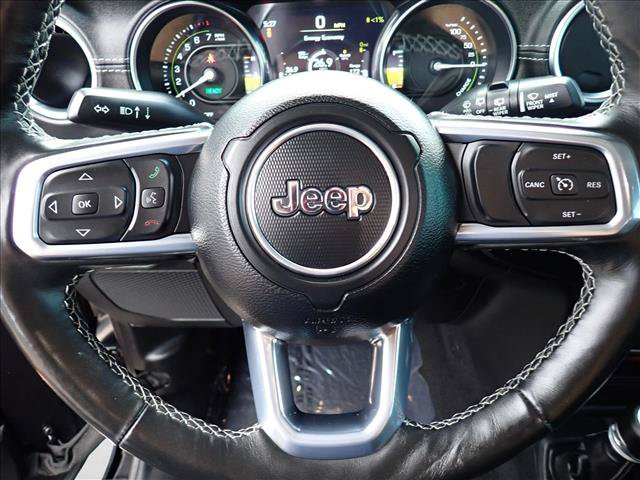 Used 2023 Jeep Wrangler Unlimited Sahara w/ Cold Weather Group AWD/4WD image 15