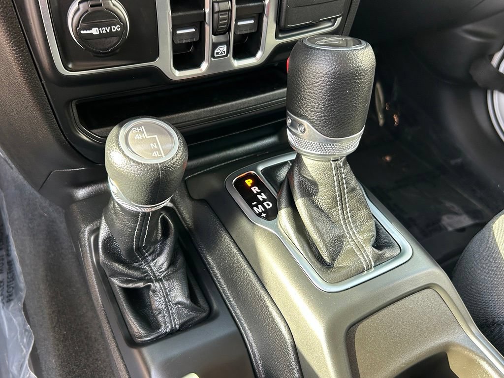 Used 2026 Jeep Gladiator Sport AWD/4WD image 13