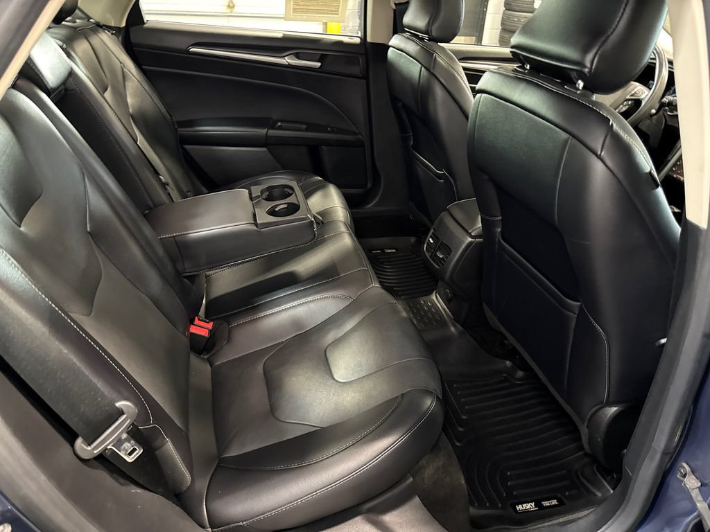 Used 2018 Ford Fusion Titanium AWD/4WD image 15