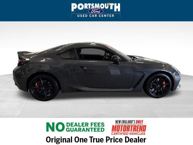 Used 2025 Toyota GR86 Premium w/ Performance Package image 6