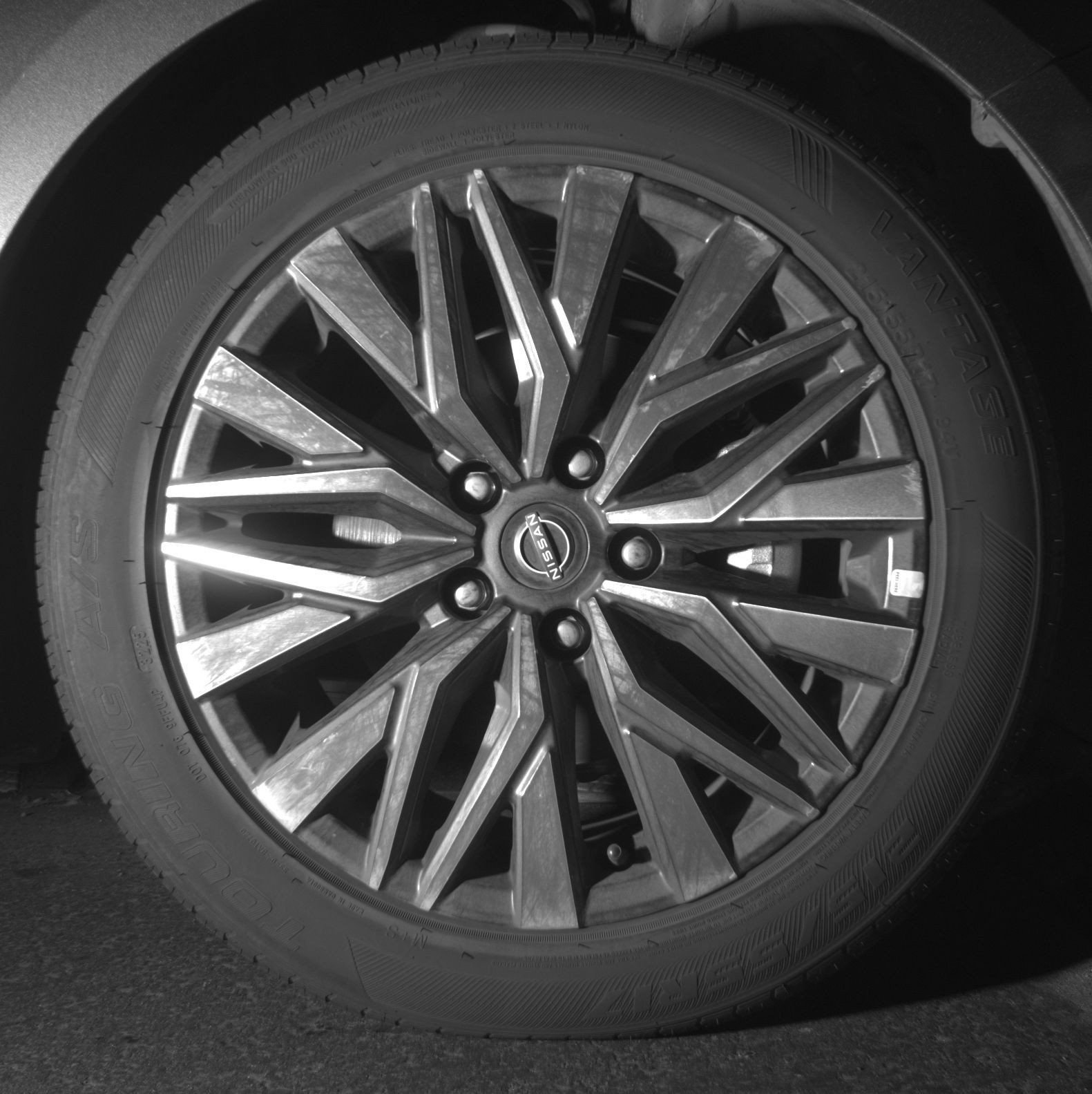 Used 2025 Nissan Altima 2.5 SV FWD image 16