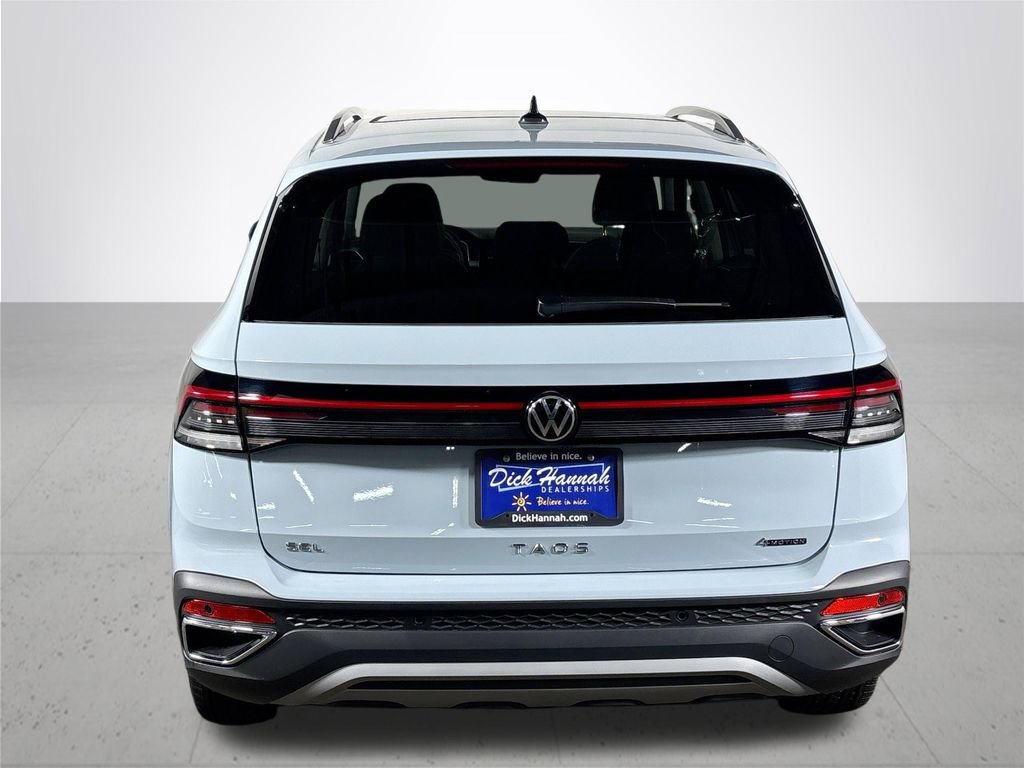 New 2025 Volkswagen Taos SEL image 7