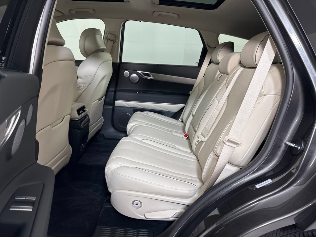 New 2026 Genesis GV80 3.5T Advanced AWD/4WD image 17