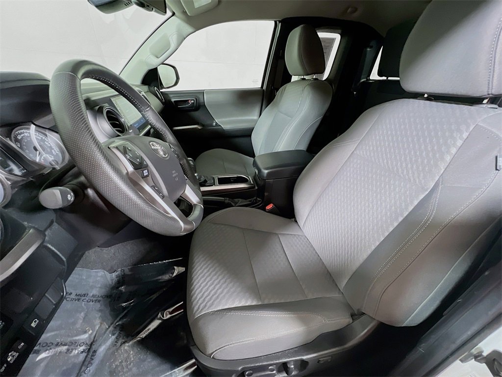 Certified 2022 Toyota Tacoma SR5 image 19