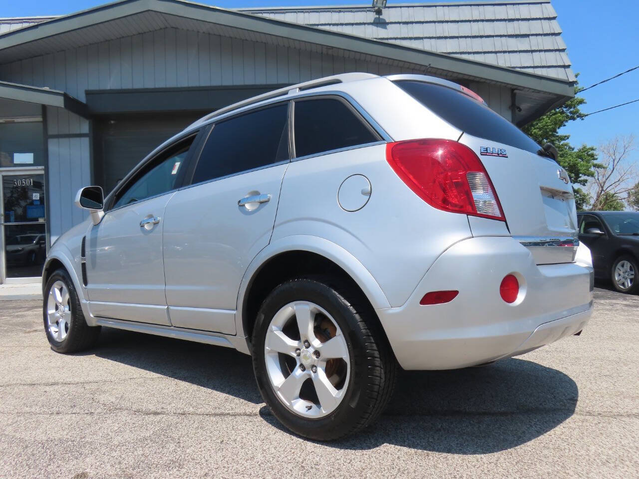 Used 2014 Chevrolet Captiva Sport LT FWD image 23