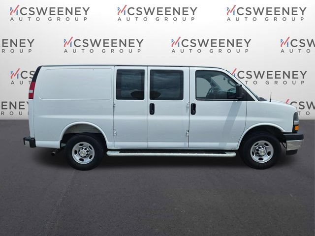 Used 2025 Chevrolet Express 2500 w/ Driver Convenience Package RWD image 6