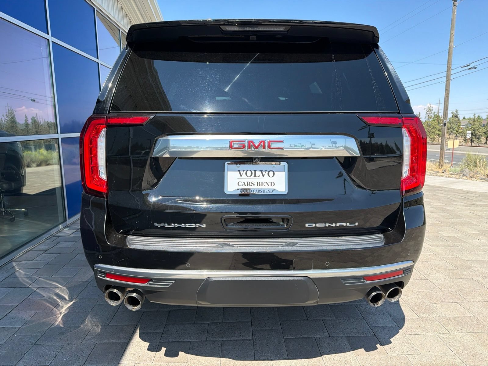 Used 2022 GMC Yukon Denali AWD/4WD image 6