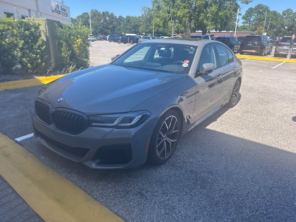 Used 2021 BMW M550i xDrive AWD/4WD image 1