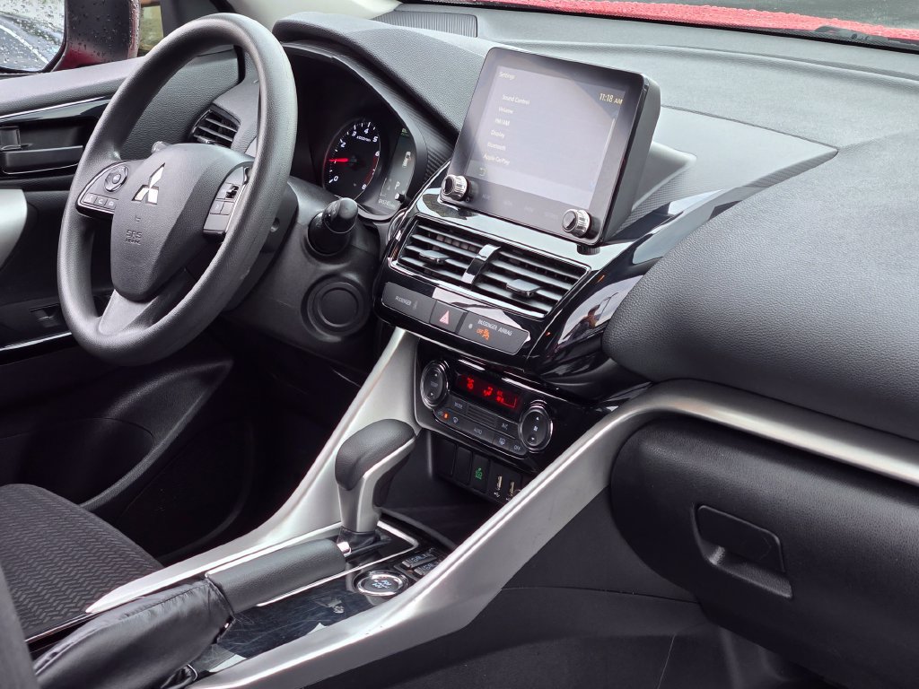 Used 2024 Mitsubishi Eclipse Cross AWD image 10
