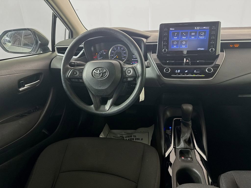 Used 2020 Toyota Corolla LE FWD image 25