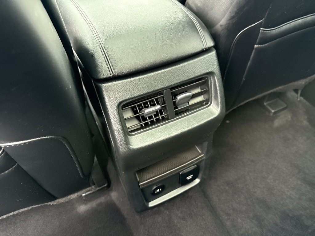 Used 2024 Ford Edge SEL w/ Convenience Package AWD/4WD image 17