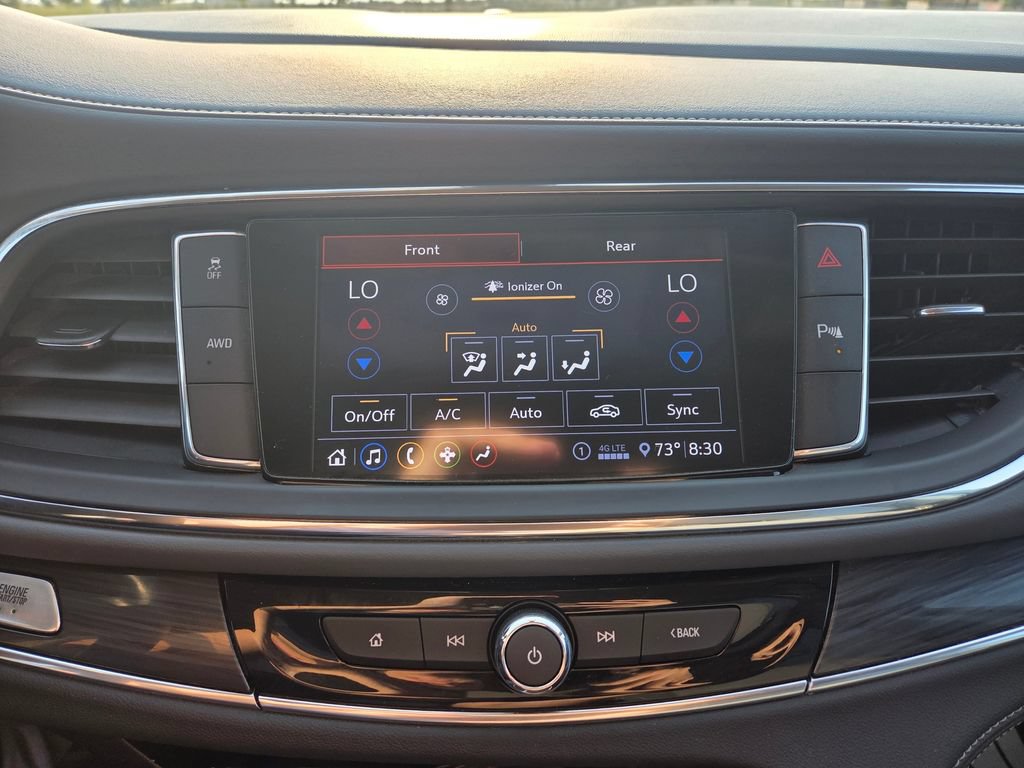 Used 2020 Buick Enclave Essence AWD/4WD image 29
