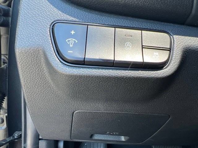 Certified 2025 Kia Seltos EX w/ EX Sunroof Package FWD image 11