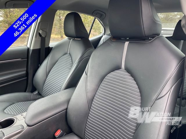 Used 2024 Toyota Camry SE image 10