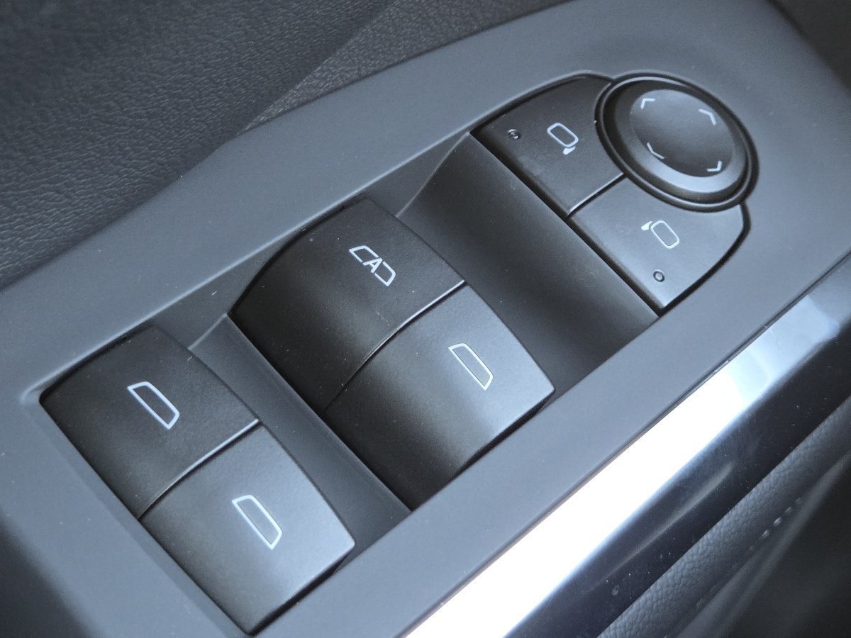 New 2027 Chevrolet Traverse LT AWD/4WD image 37