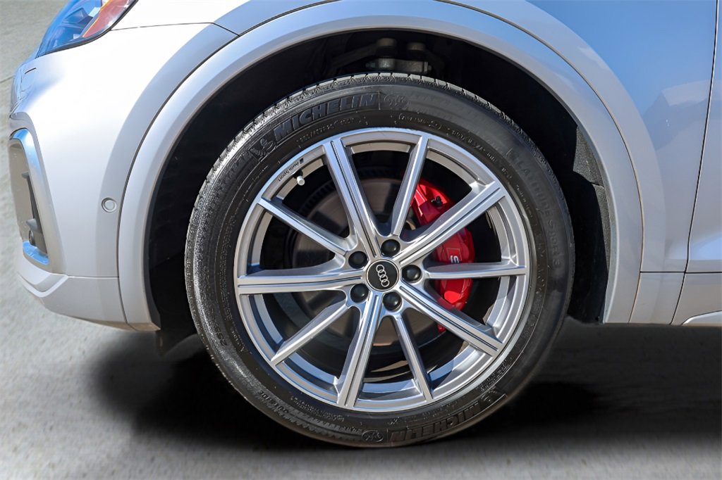 Used 2023 Audi SQ5 Prestige w/ Prestige Package image 27