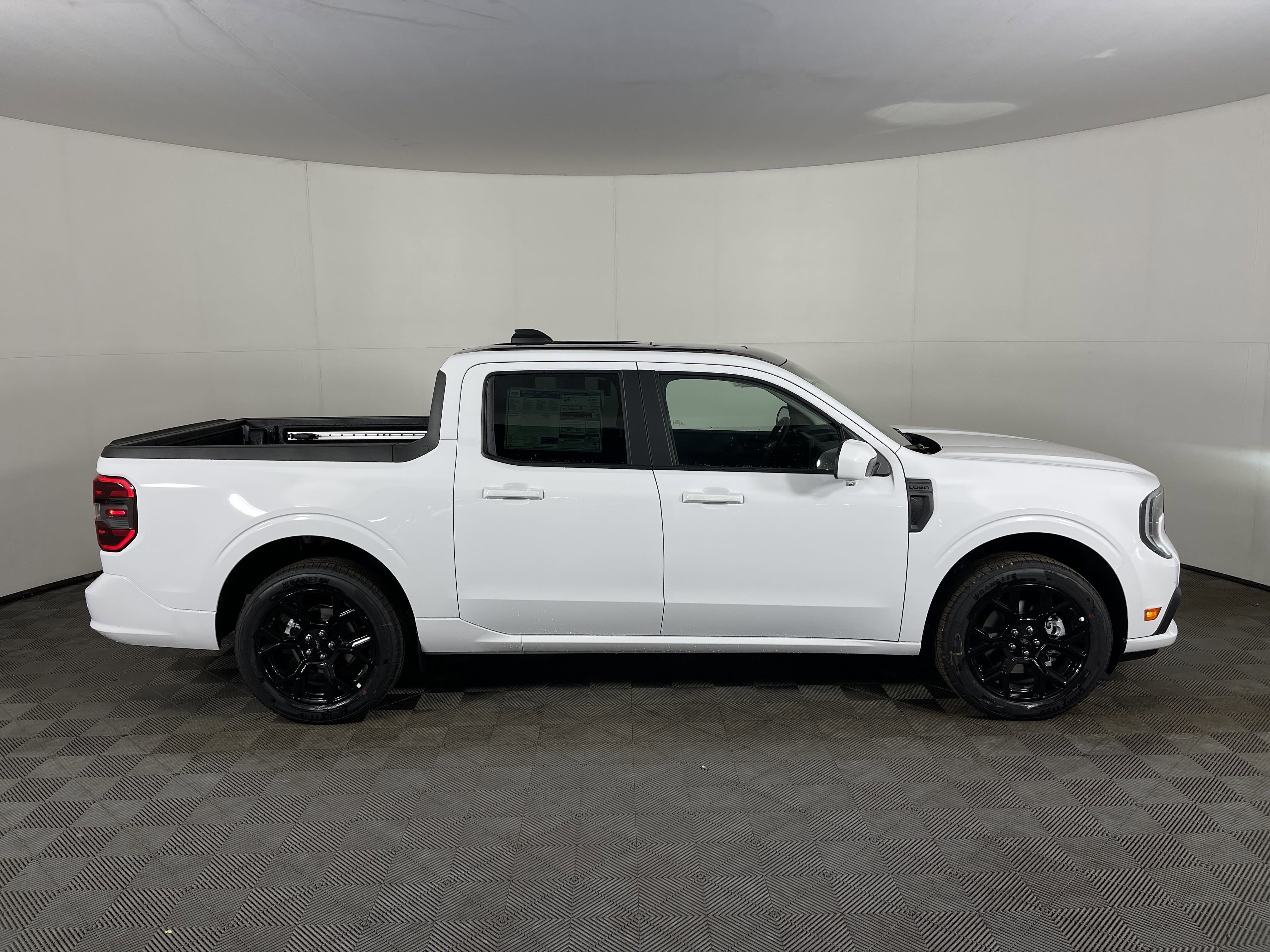 New 2025 Ford Maverick Lobo image 5