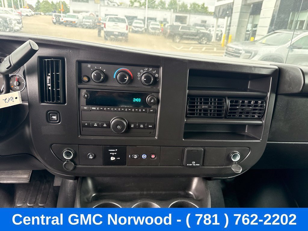 Used 2025 Chevrolet Express 2500 w/ Driver Convenience Package RWD image 21