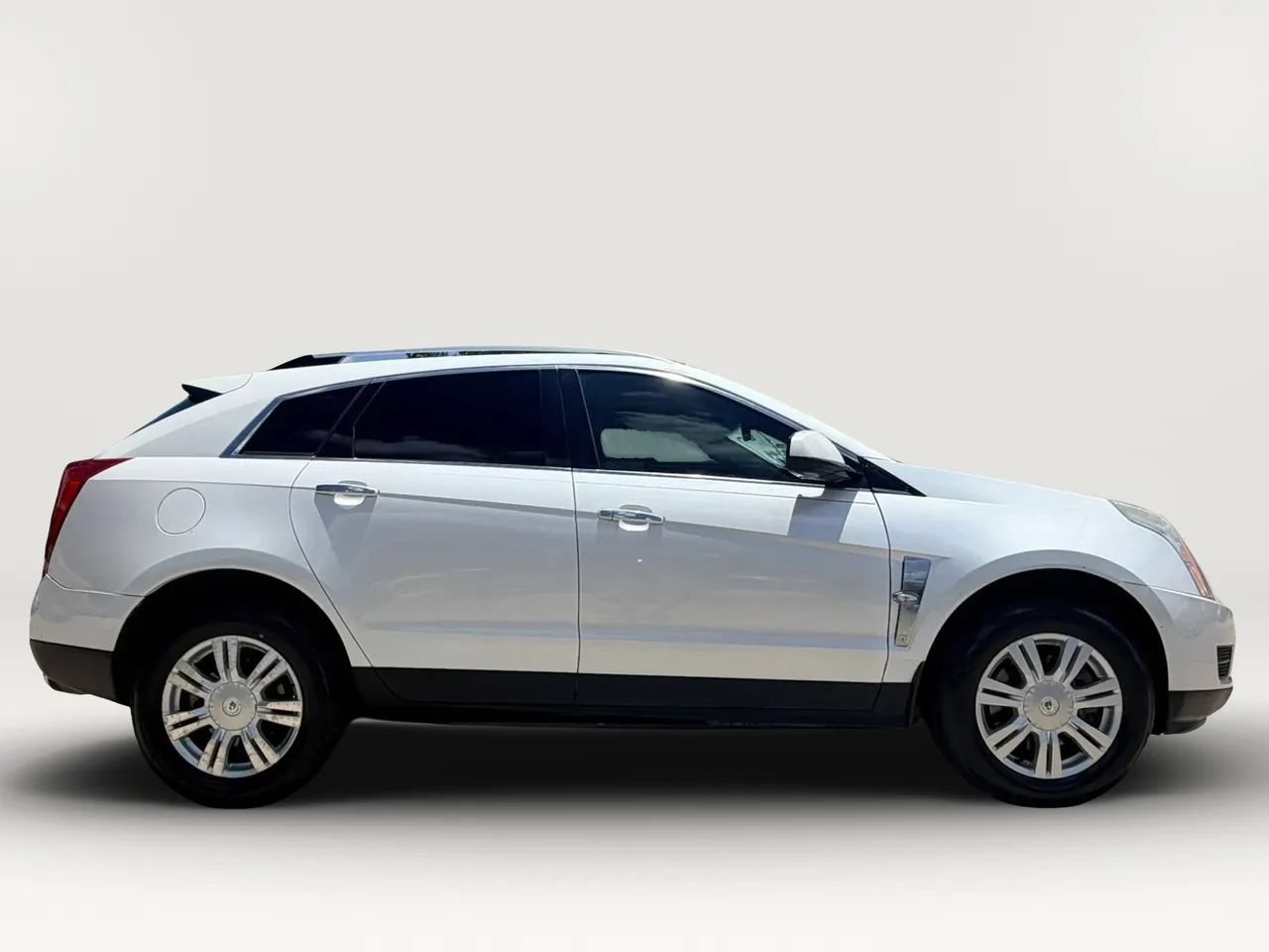 Used 2010 Cadillac SRX Luxury FWD image 9