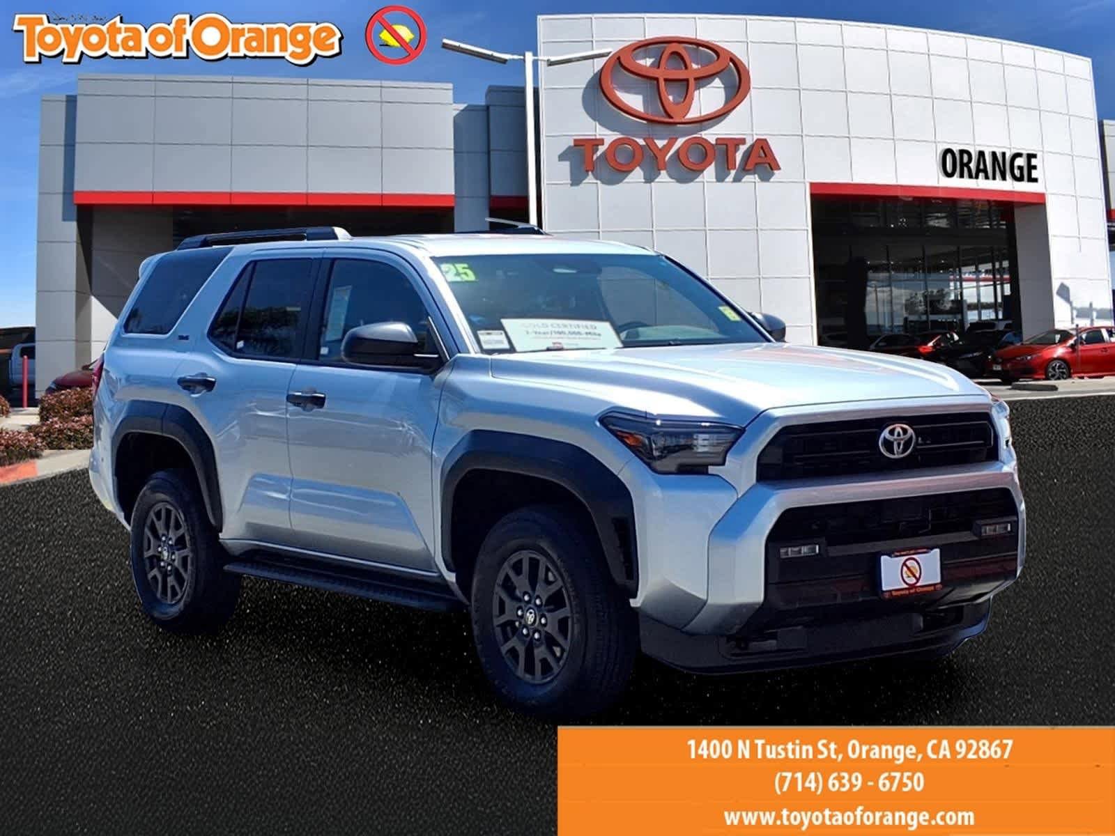 Certified 2025 Toyota 4Runner SR5 AWD/4WD image 1