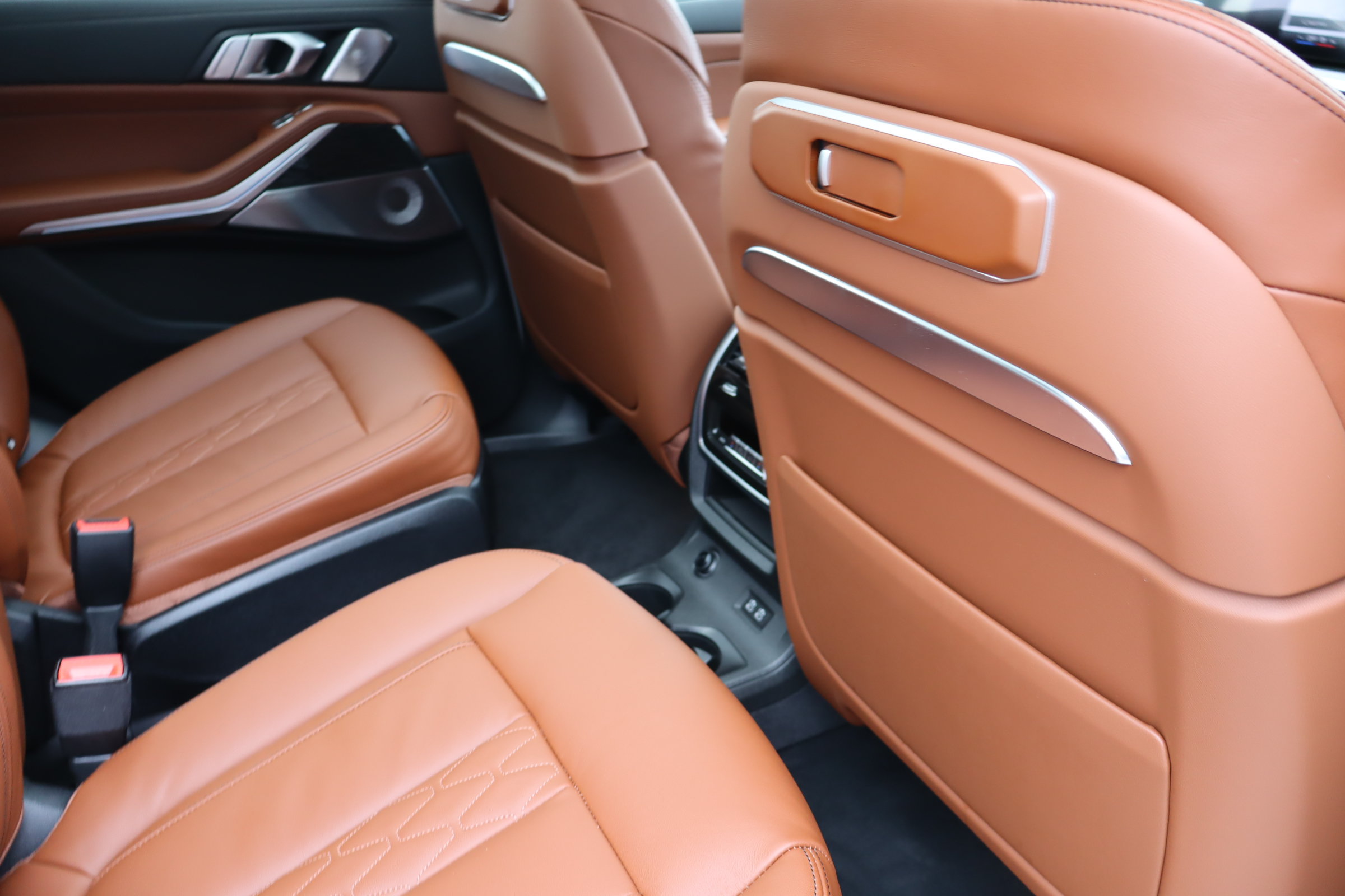 Used 2025 BMW X7 M60i AWD/4WD image 27