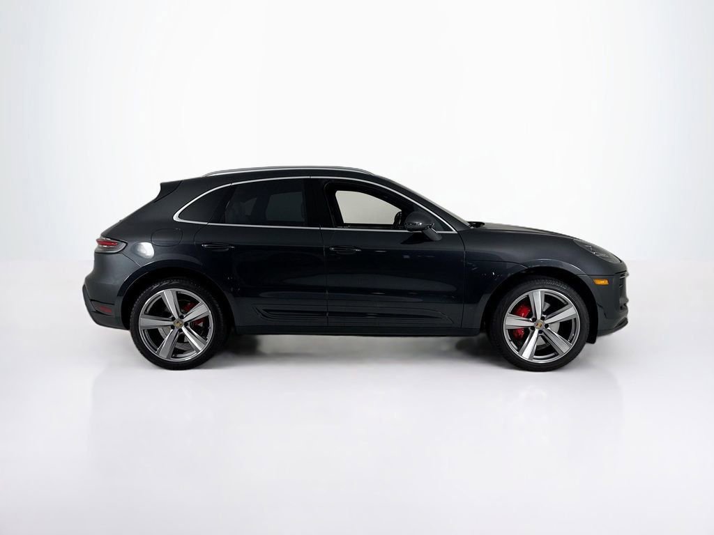 Certified 2025 Porsche Macan S AWD/4WD image 6