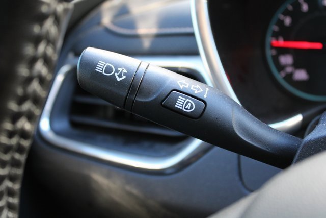 Used 2019 Chevrolet Equinox Premier image 31