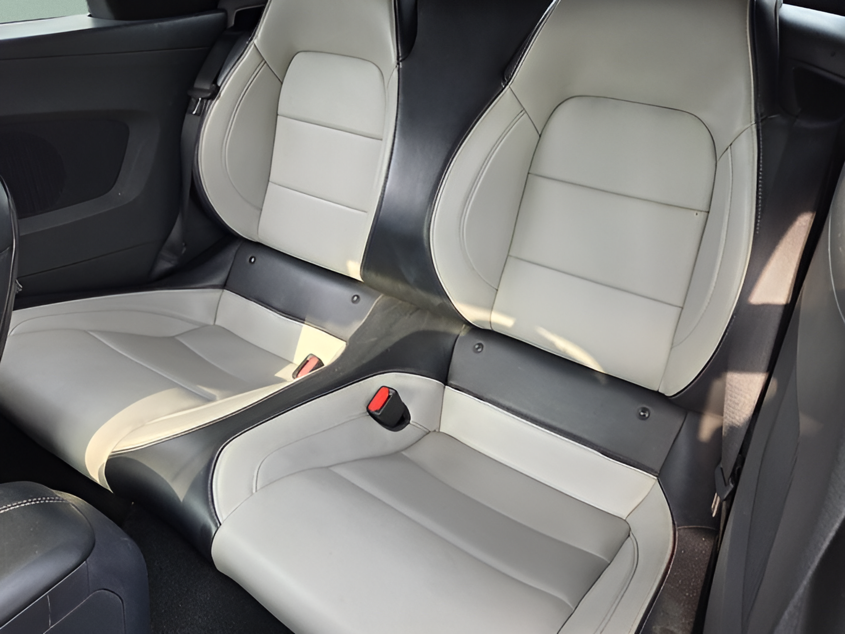Used 2024 Ford Mustang Premium RWD image 10