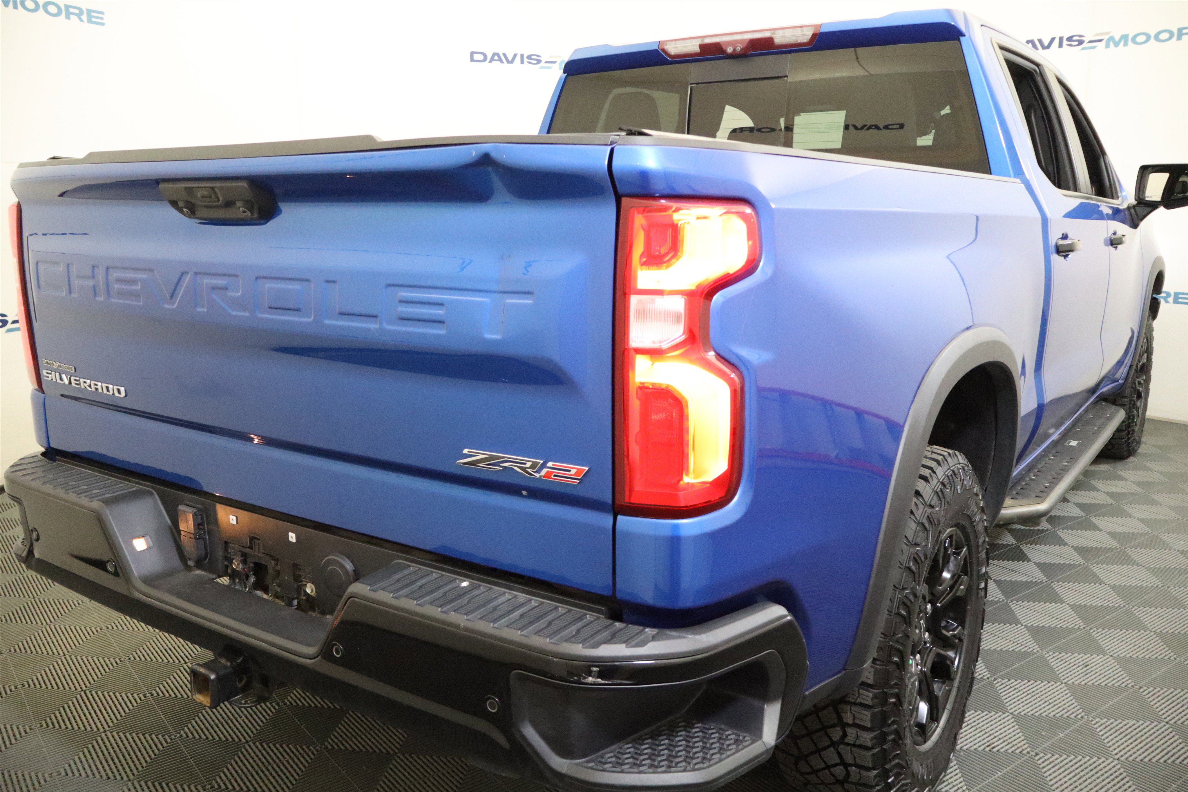 Used 2022 Chevrolet Silverado 1500 ZR2 w/ Technology Package image 5