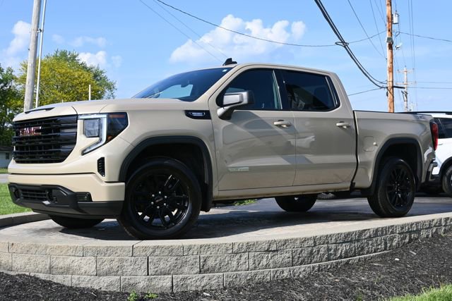 Used 2023 GMC Sierra 1500 Elevation w/ X31 Off-Road Package AWD/4WD image 1