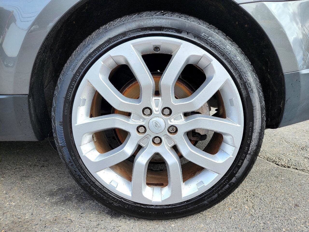 Used 2017 Land Rover Range Rover Sport HSE image 12