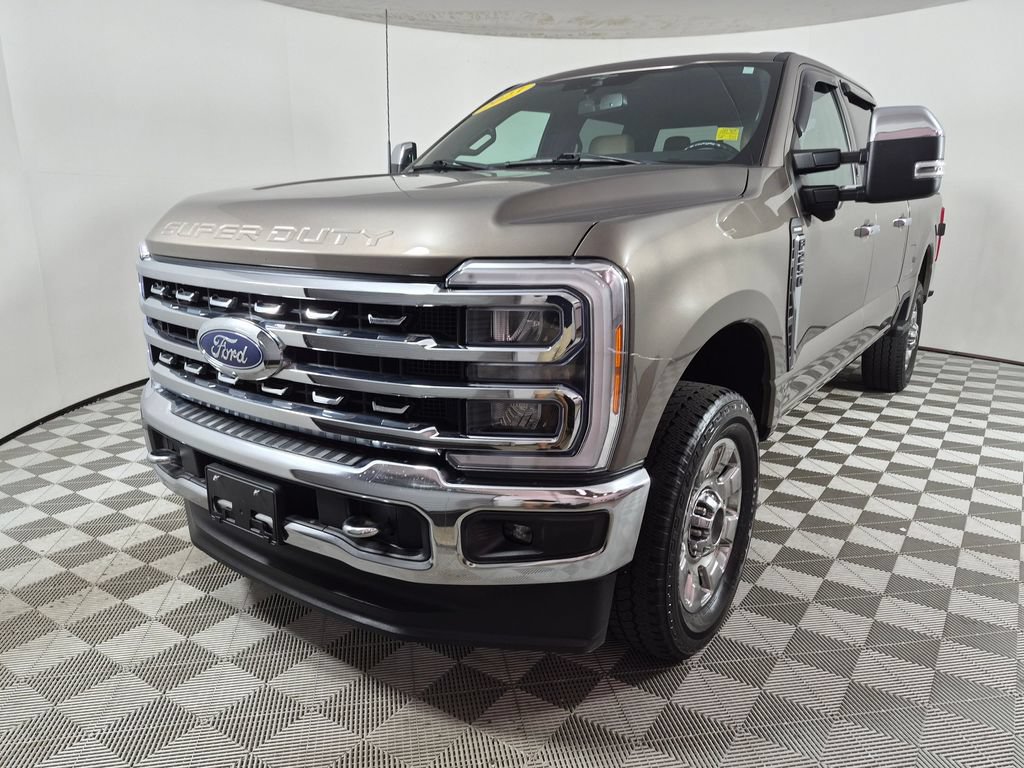 Used 2023 Ford F250 Lariat w/ Chrome Package AWD/4WD image 7