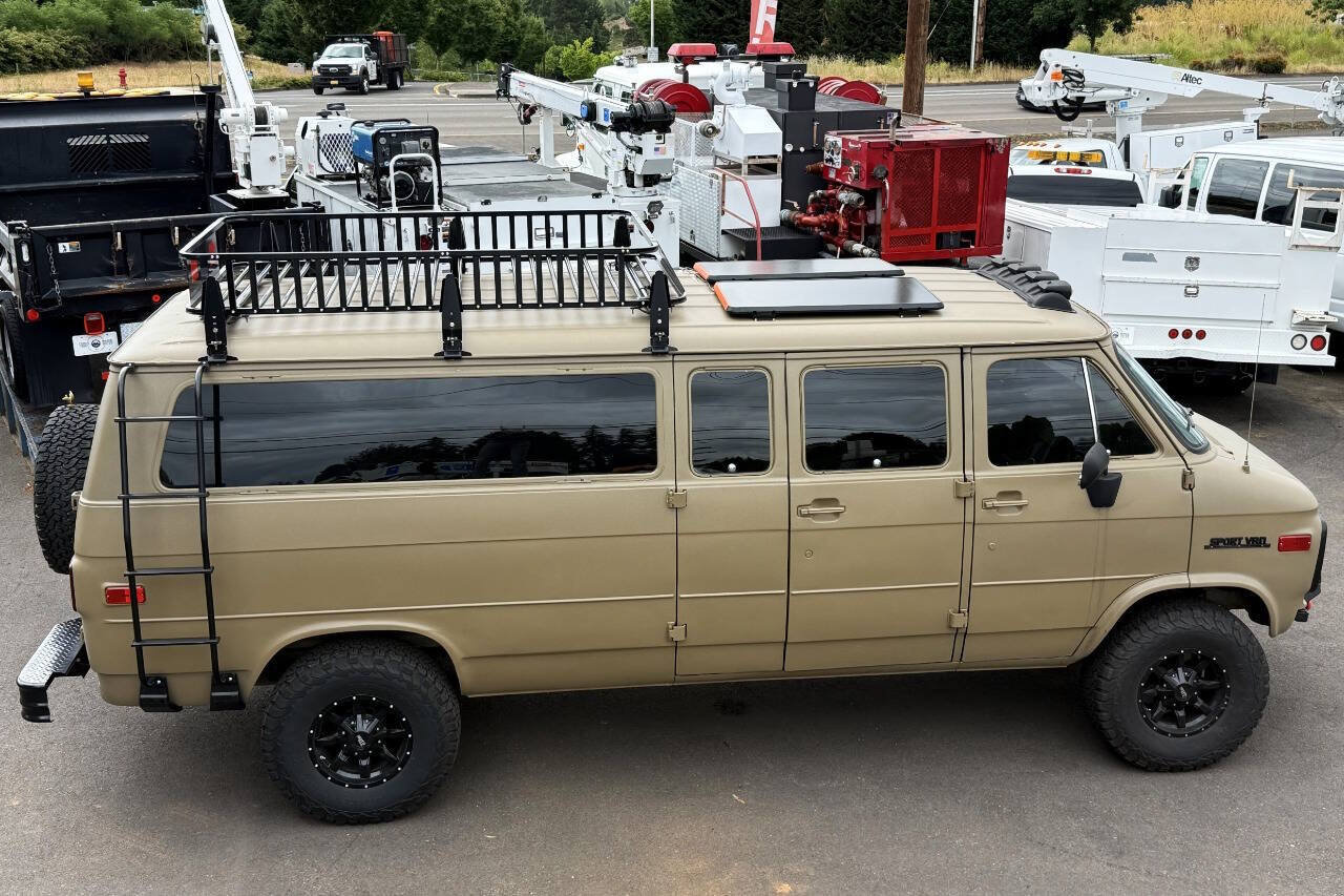 Used 1990 Chevrolet G30 Heavy-Duty Extended Sportvan RWD image 11