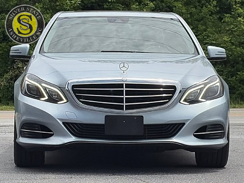 Used 2014 Mercedes-Benz E 350 4MATIC Sedan w/ Premium 1 Package image 2